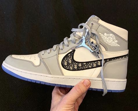 jordan 1 x Dior price